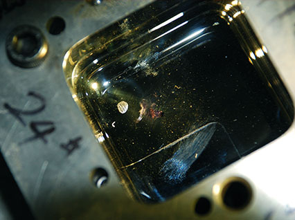 <a href='http://m.qizhiqiao.cn/product/3.htm' class='text_a'>模具激光焊機</a>修復鏡面模具效果